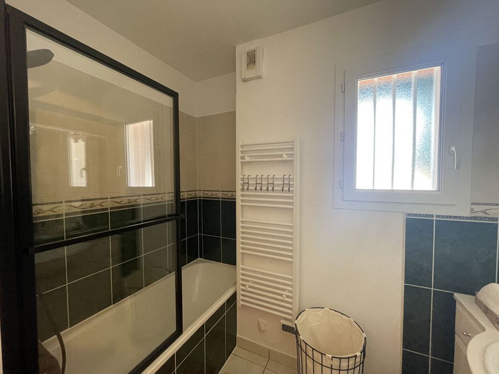 Appartement T3 CAMBO LES BAINS (64250) Cabinet - AGB